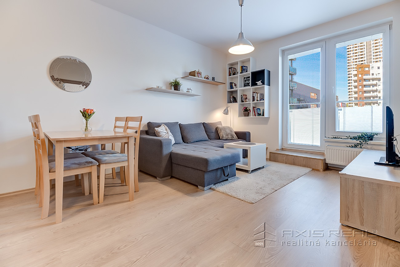 REZERVOVANÝ 2-izbový byt, BA V. Petržalka, Lužná ulica