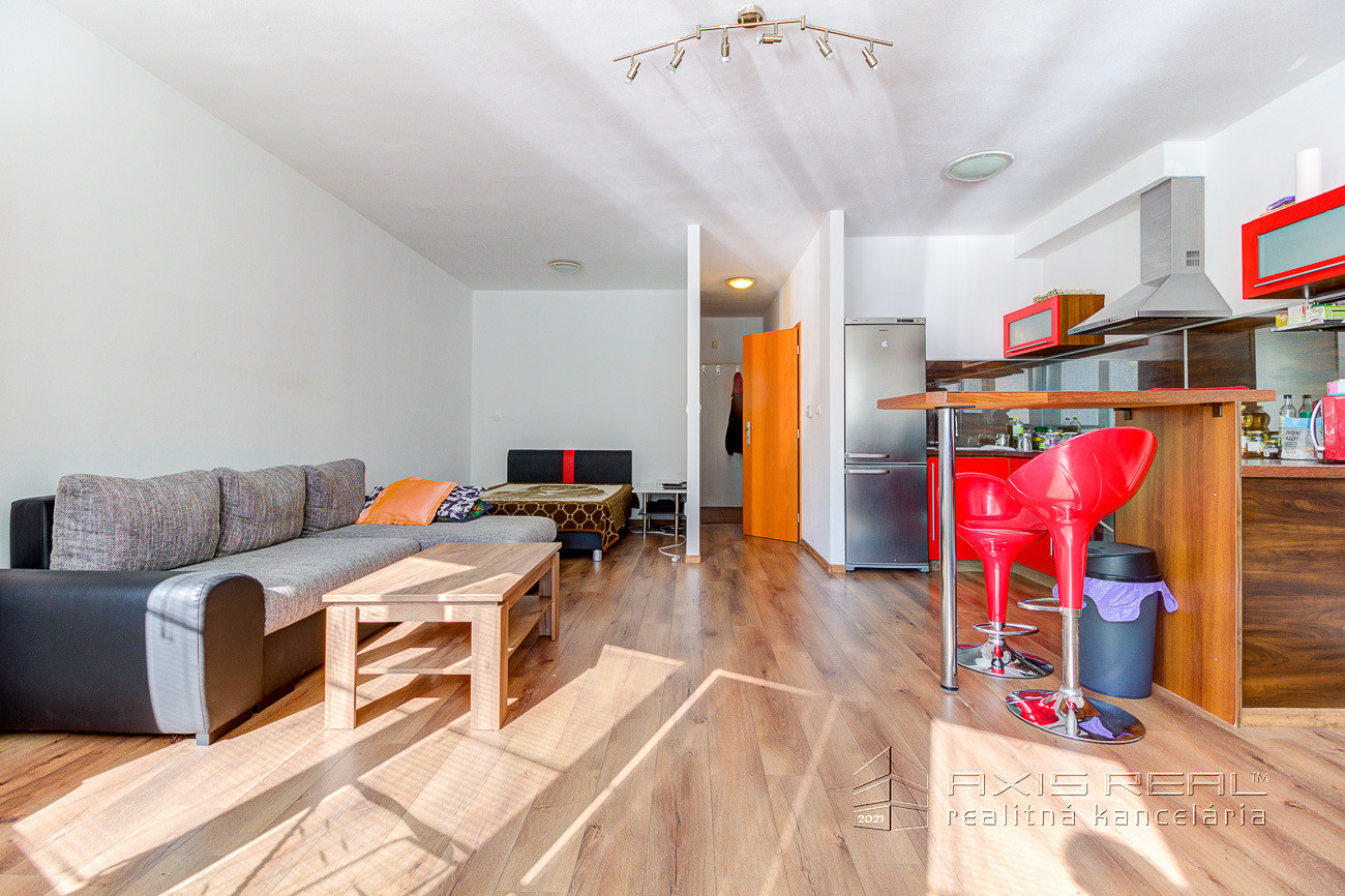 Studio, Heyrovského, Sale, Bratislava - Lamač, Slovakia