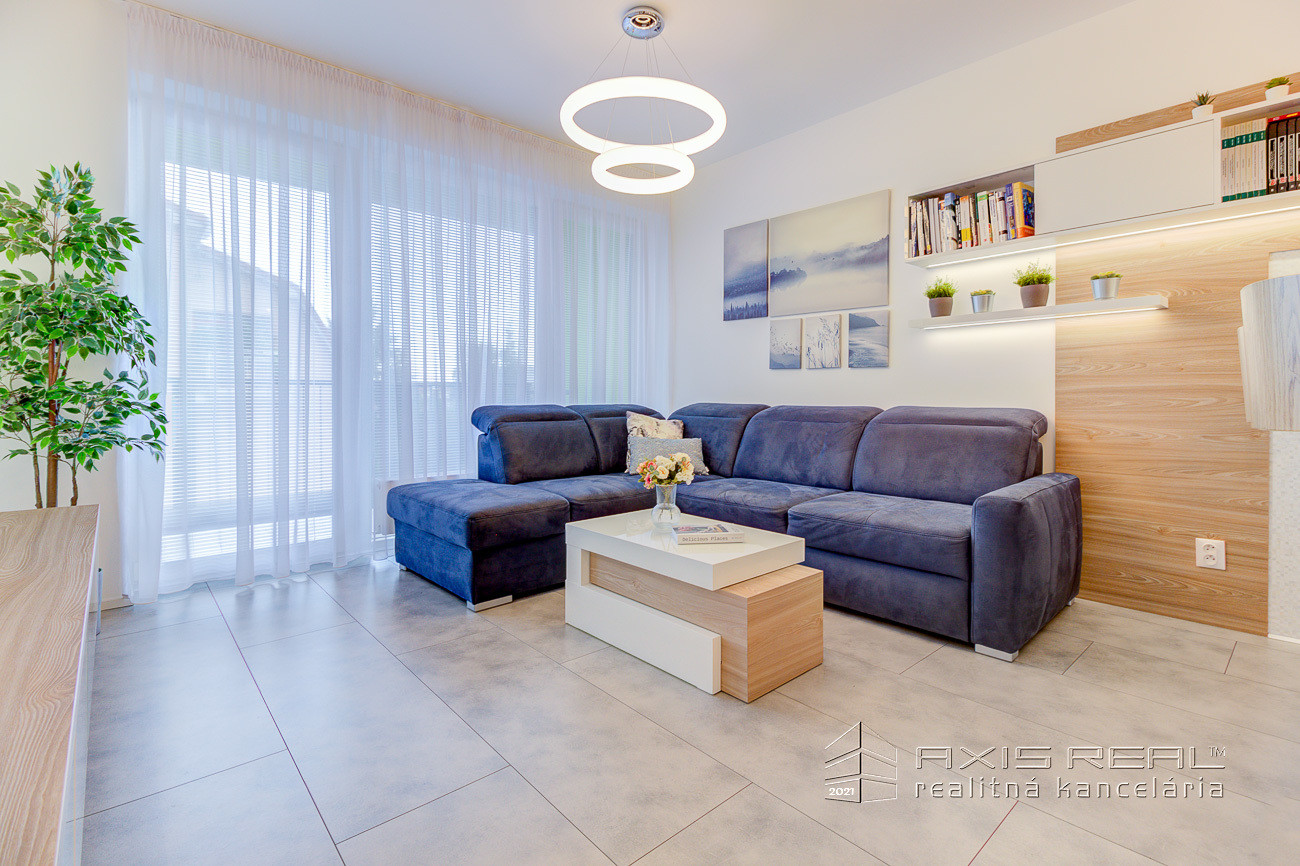 NADŠTANDARDNÝ 2-izb. byt, PARKING, LODŽIA, BA II. Ružinov