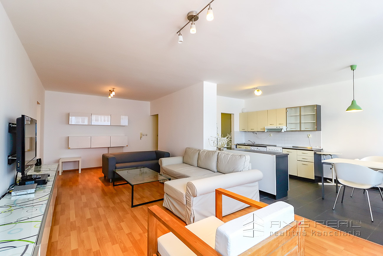 2-izbový byt, PARKOVANIE, BA II. Ružinov, ulica Pažítkova