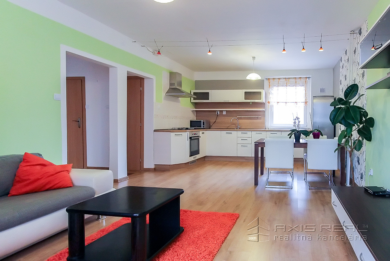 Pekný 3-izb.byt, LODŽIA, BA III. NM, KRAMÁRE, Rozvodná ul.