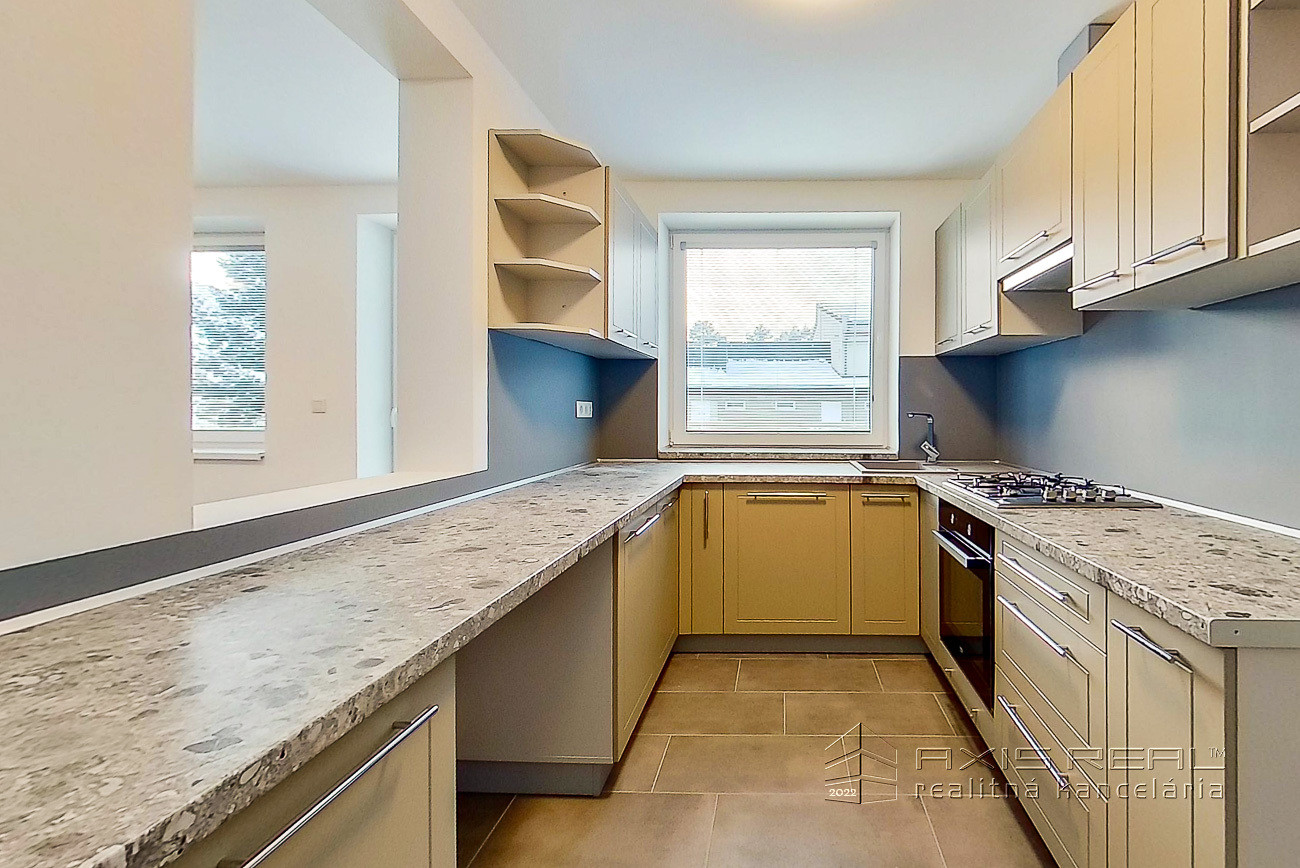 Moderný 4-izb. byt v rodinnom dome, Nová Ľubovňa 