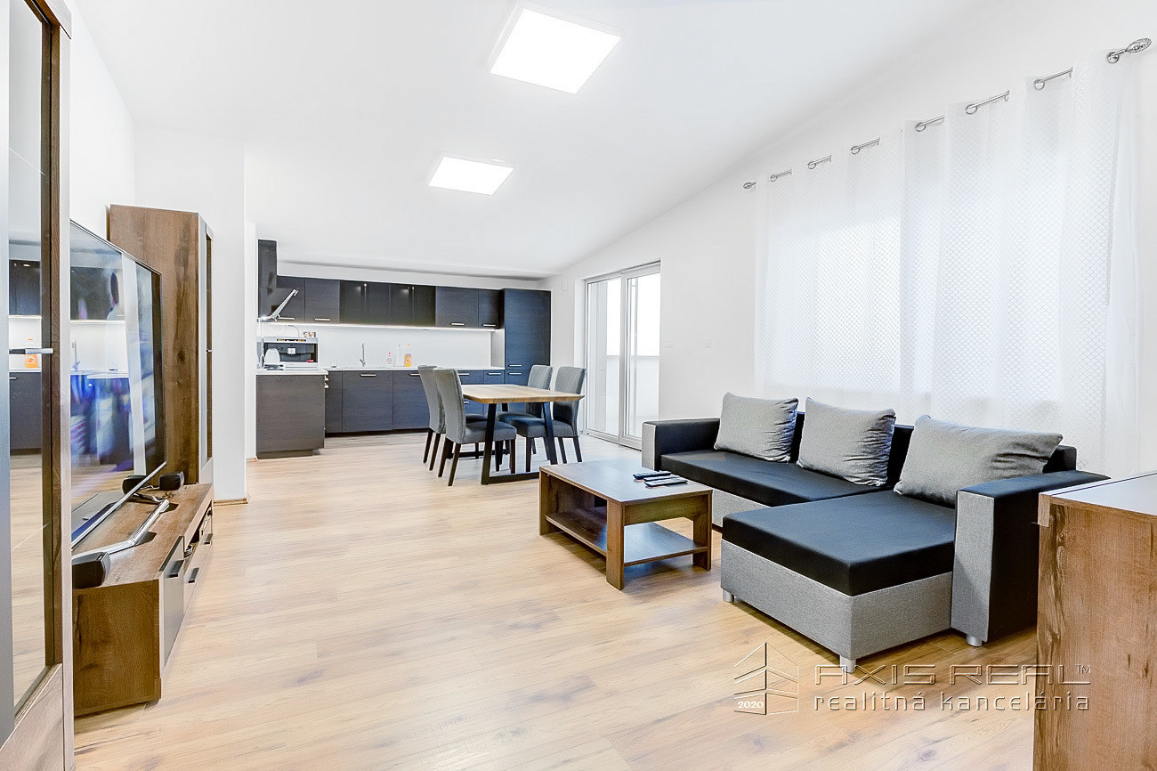 Three bedroom apartment, Pod Vtáčnikom, Rent, Bratislava - Nové Mesto,
