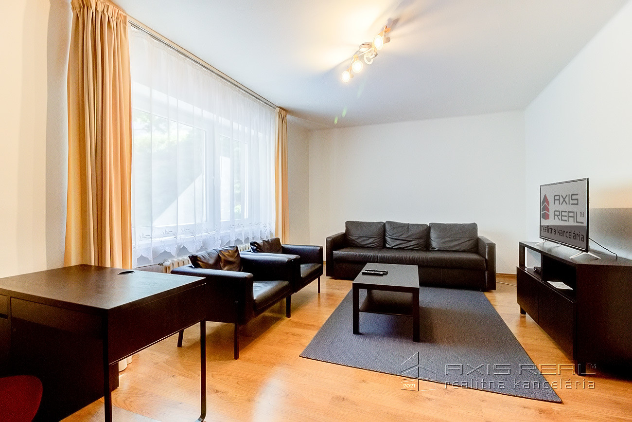 1 bedroom apartment close to center, Bratislava Old Town, Sokolská