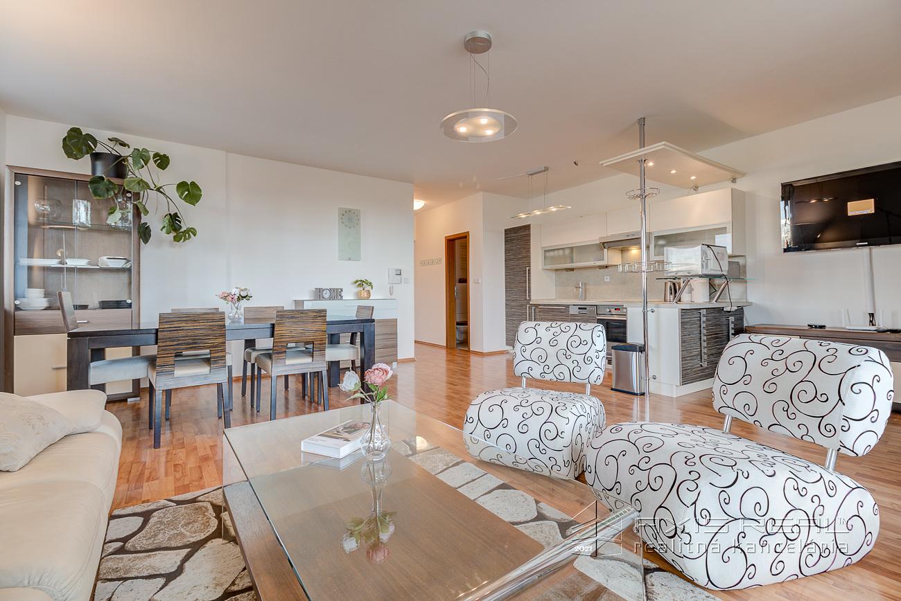 4-izb. MEZONET 125m2, KLÍMA, BALKÓN 20m2, 2x PARKOVANIE