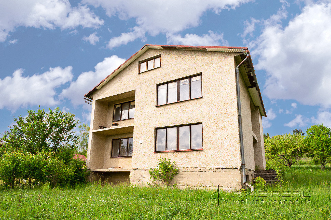 Dvojpodlažný rodinný dom Hajtovka, okr. St. Ľubovňa