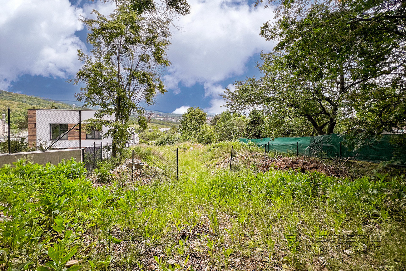 Stavebný pozemok (781 m2), BA III. Vinohrady, Krahulčia ulica