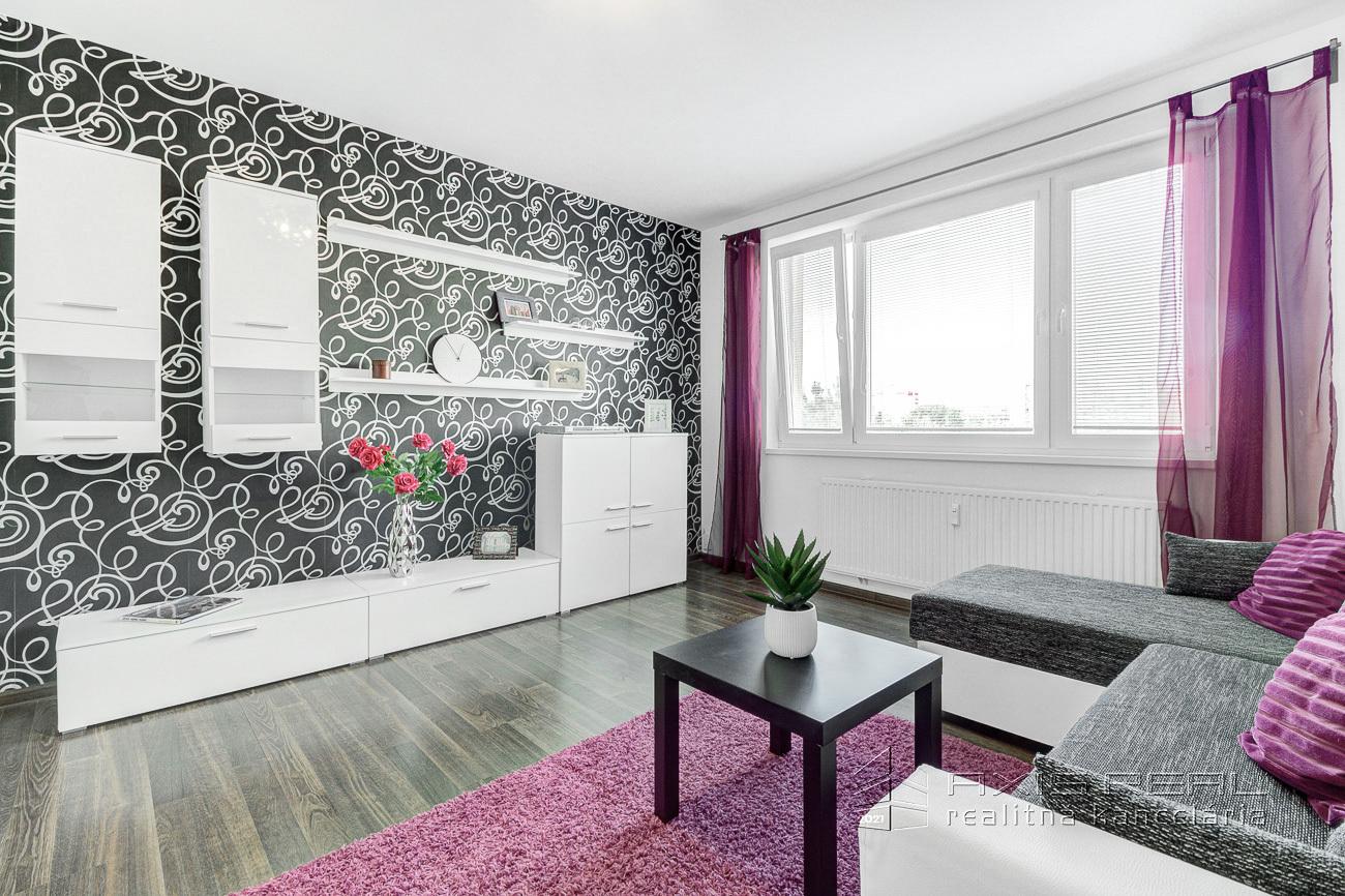 Slnečný 4-izbový, ZARIADENÝ, BA V. Petržalka, Röntgenova 