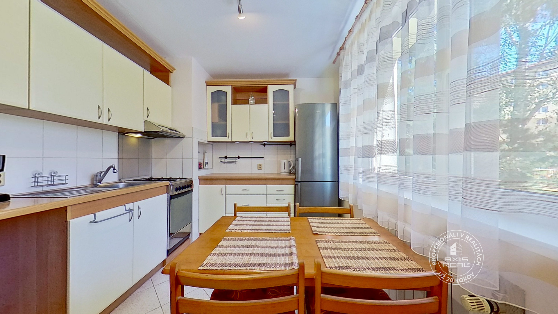  Pekný 3-izb. byt s LODŽIOU, Stará Ľubovňa, Okružná ul. 