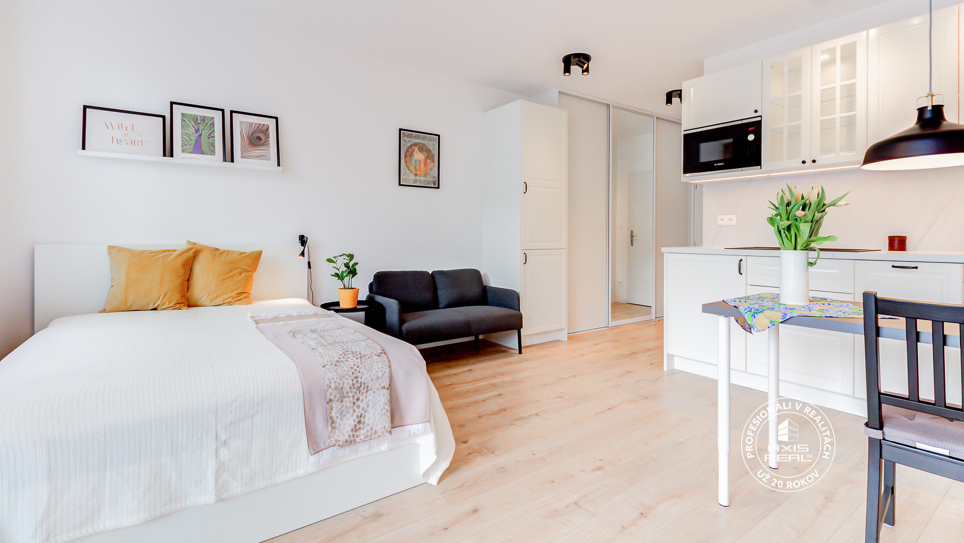  Novostavba, 1-izb. byt, PARKING V CENE, balkón, Galvaniho 