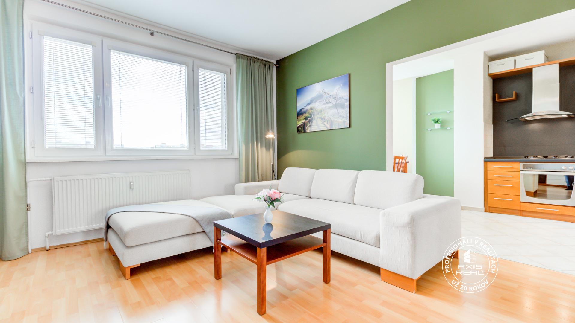  Slnečný 3-izbový byt (74 m2) s KLIMATIZÁCIOU