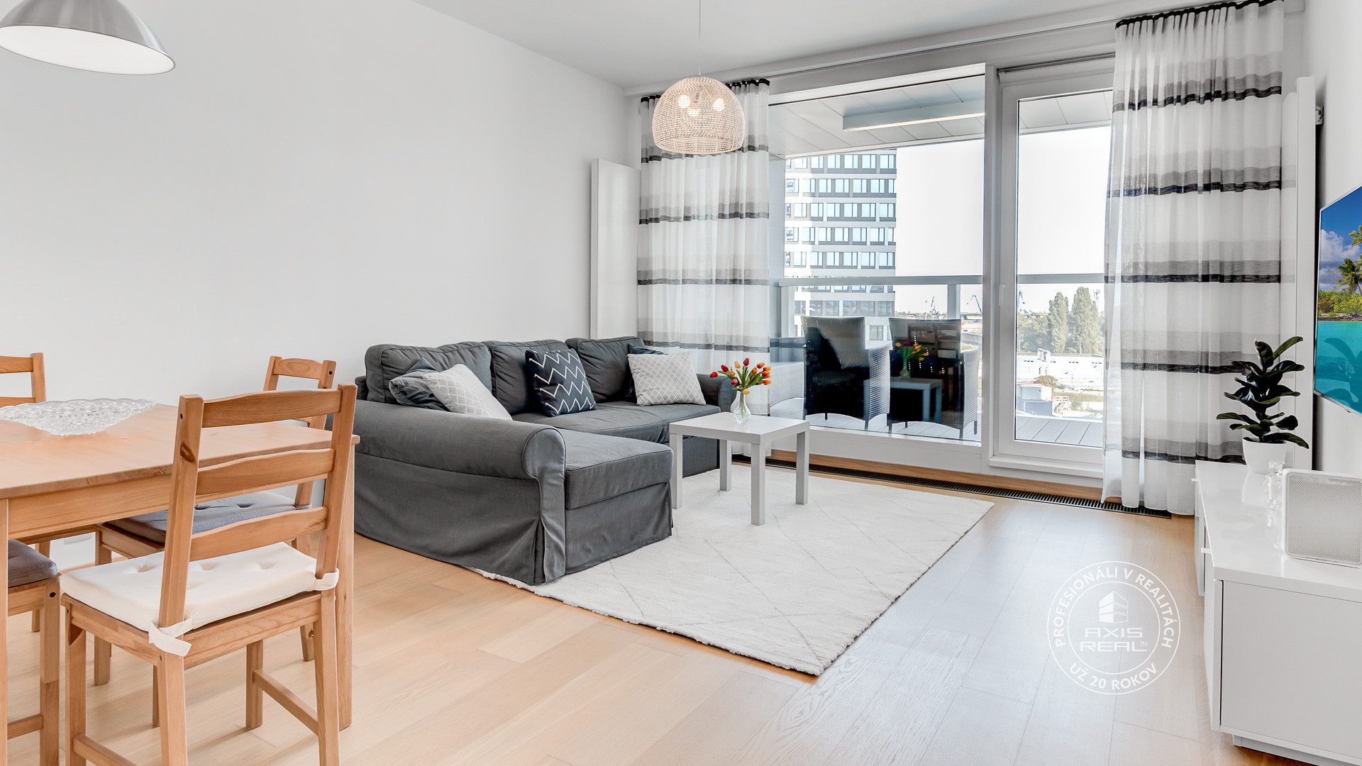  Moderný 2-izb. byt, LODŽIA, KLIMA, PARKING, Panorama City