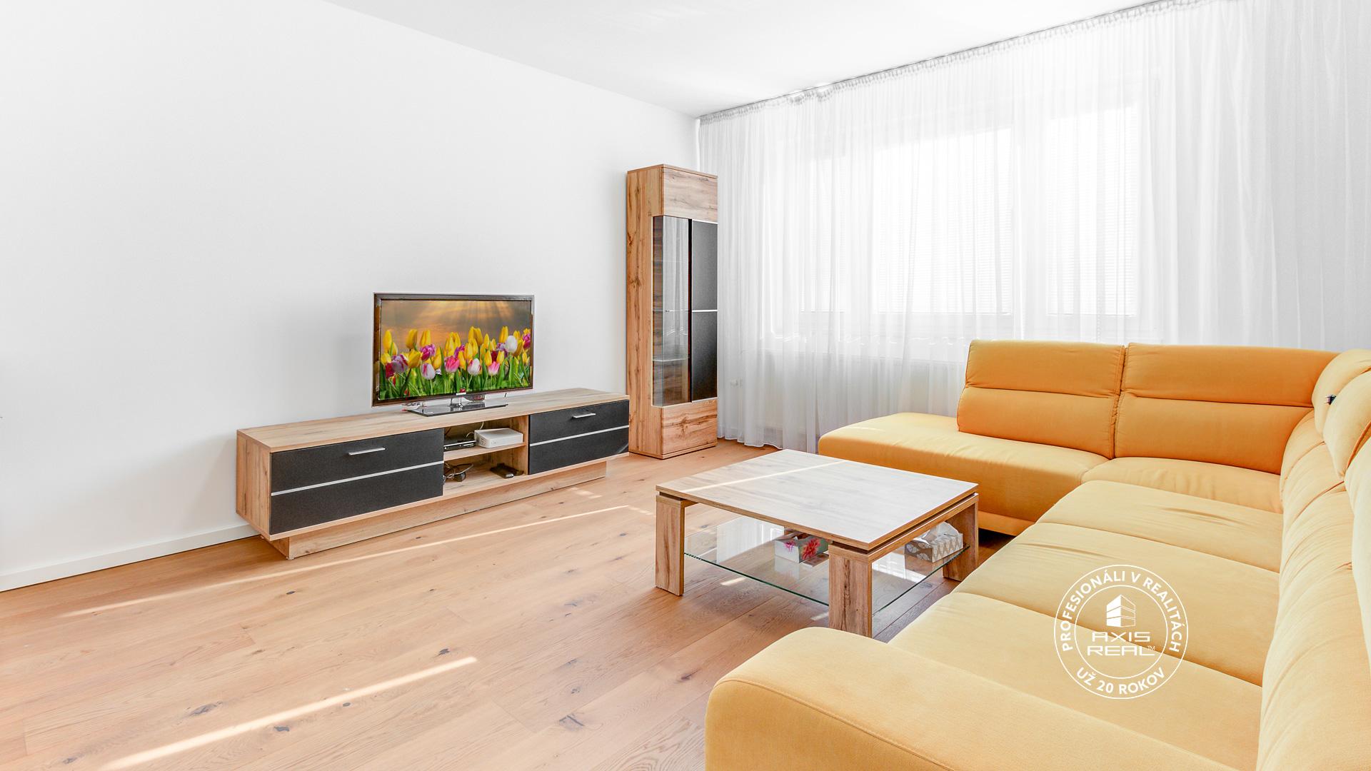  Pekný 3-izbový byt, BA V. Petržalka, Krásnohorská ulica