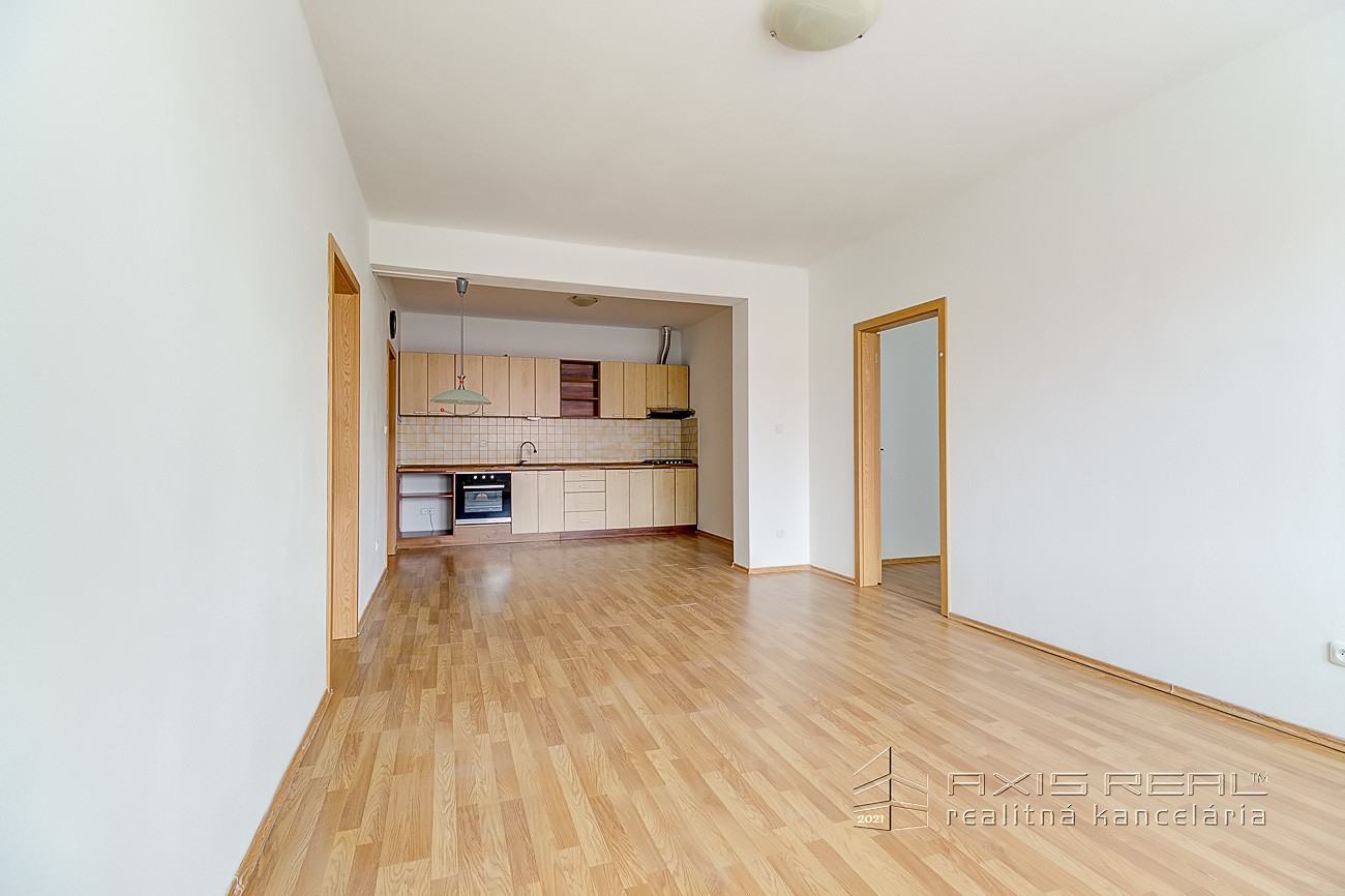 Pekný 3-izb. byt, PARKOVACIE STÁTIE, Stupava, Dlhá ul.