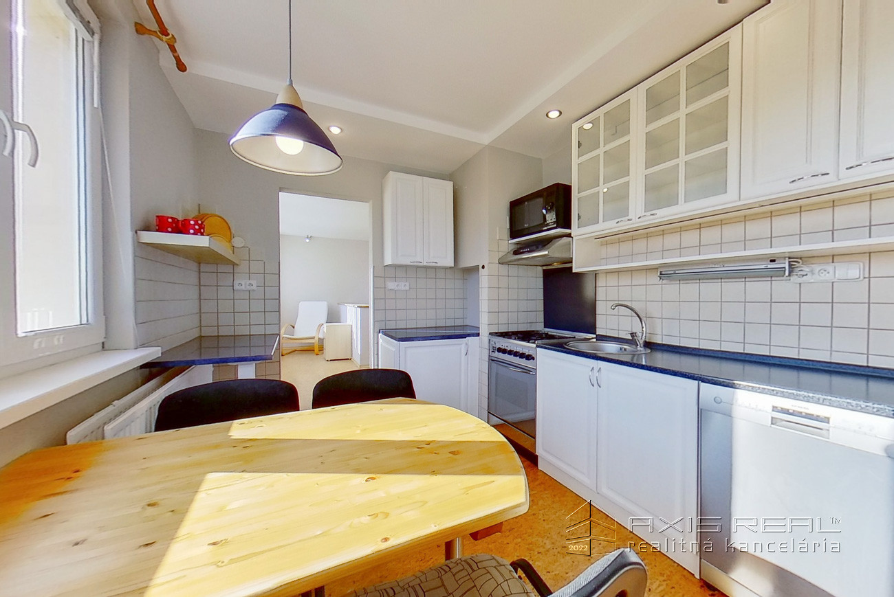  Zrekonštruovaný 3-izb. byt, Stará Ľubovňa, 17. novembra