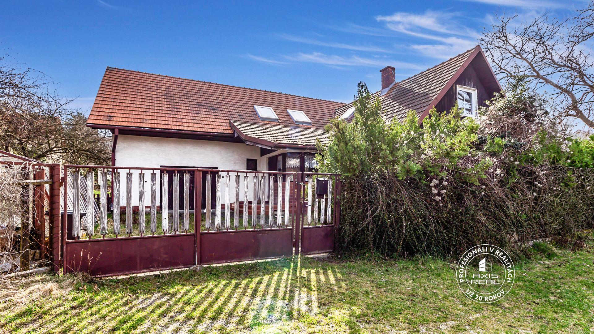  Rodinný dom so ZÁHRADOU v krásnej lokalite v ZB, Pútnická