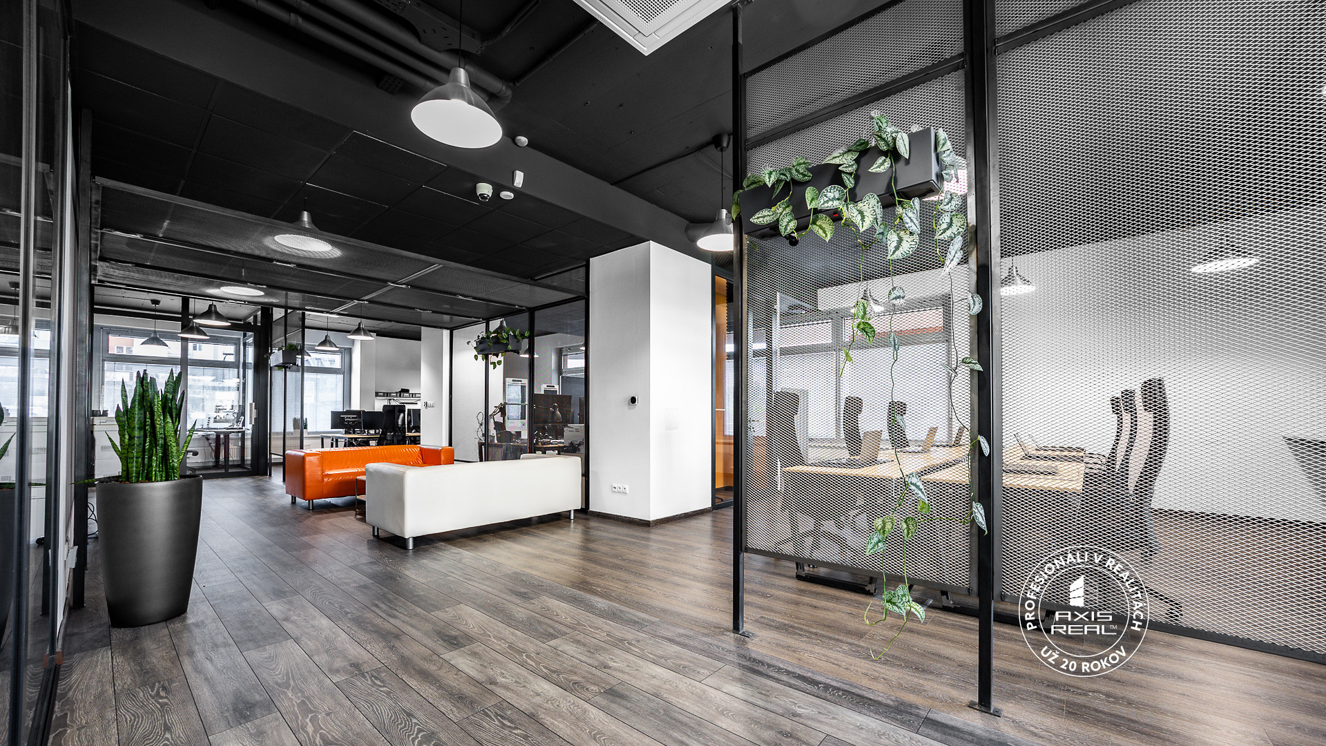  Coworkingové miesta na prenájom, BA V. Petržalka, Bosákova