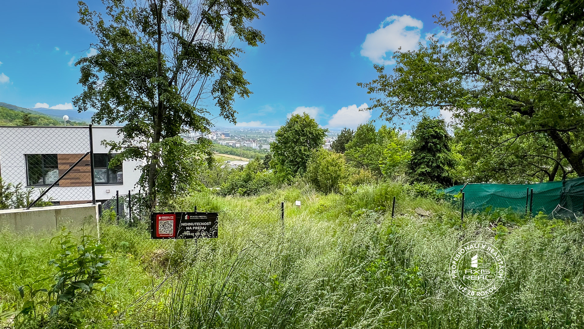  Stavebný pozemok (781 m2) na výstavbu rodinného domu