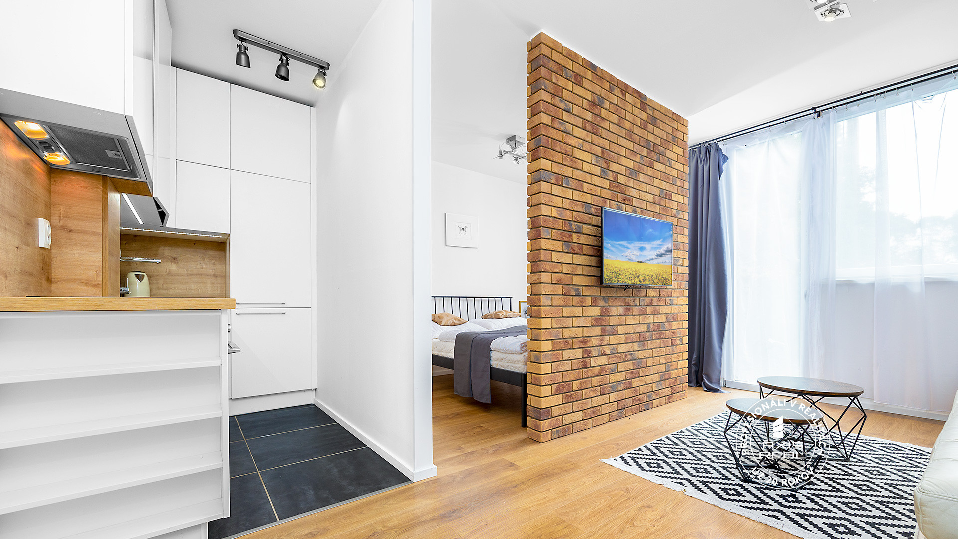 REZERVOVANÉ | 1-izbový byt s TERASOU, Rovinka, Hlavná ulica