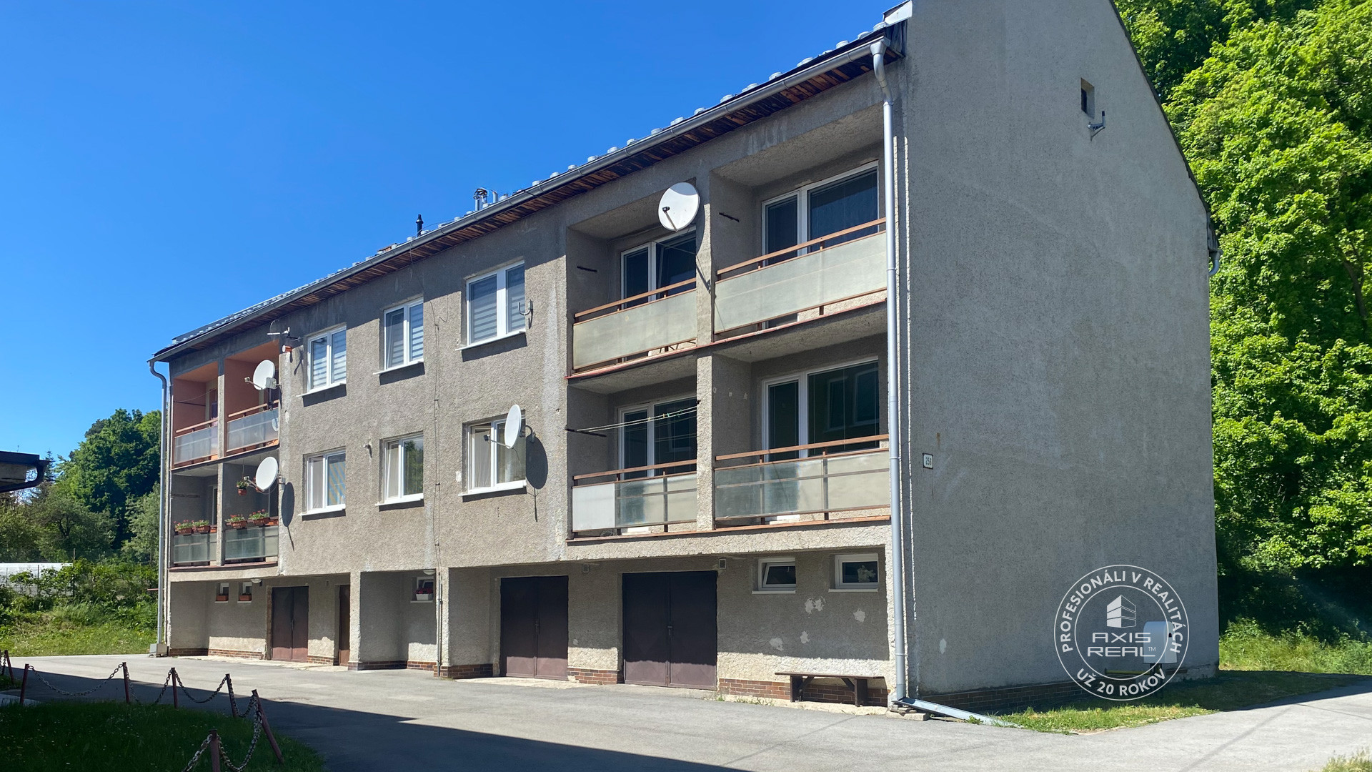  Priestranný 3-izbový byt, 2x LODŽIA, Šarišské Dravce