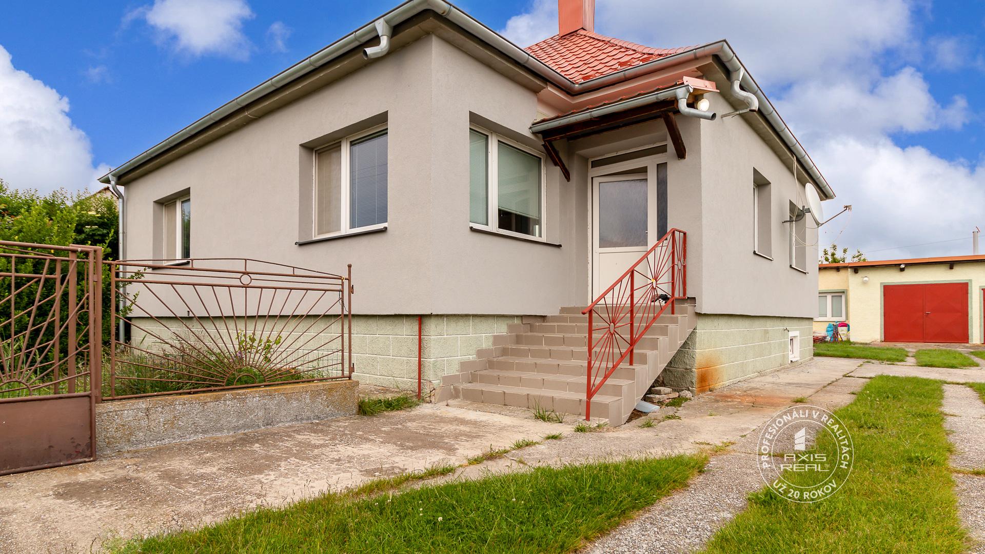  4-izb. podpivničený DOM S DVOJGARÁŽOU, Blahová