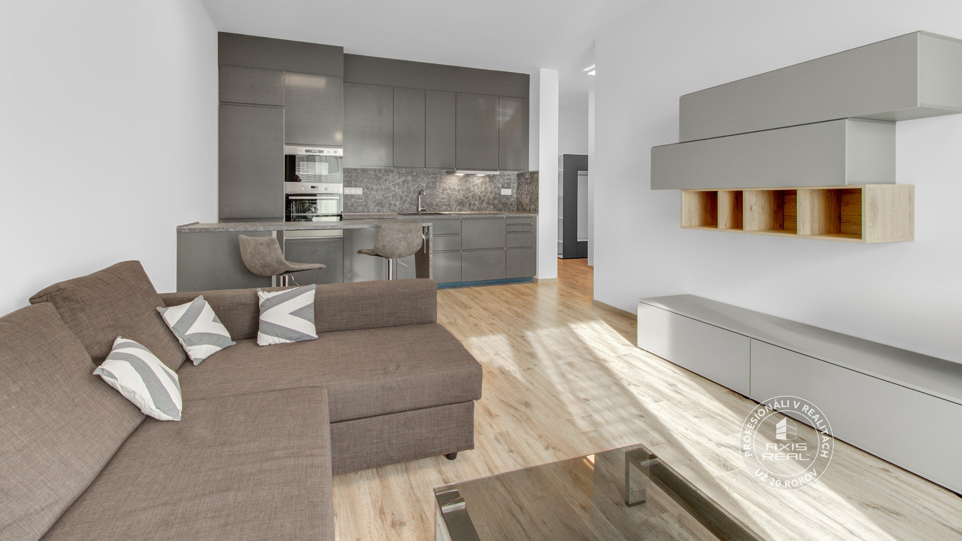  2-izb.byt, LODŽIA, TEHLA, GARÁŽ, BA IV. Lamač, H. Ponickej