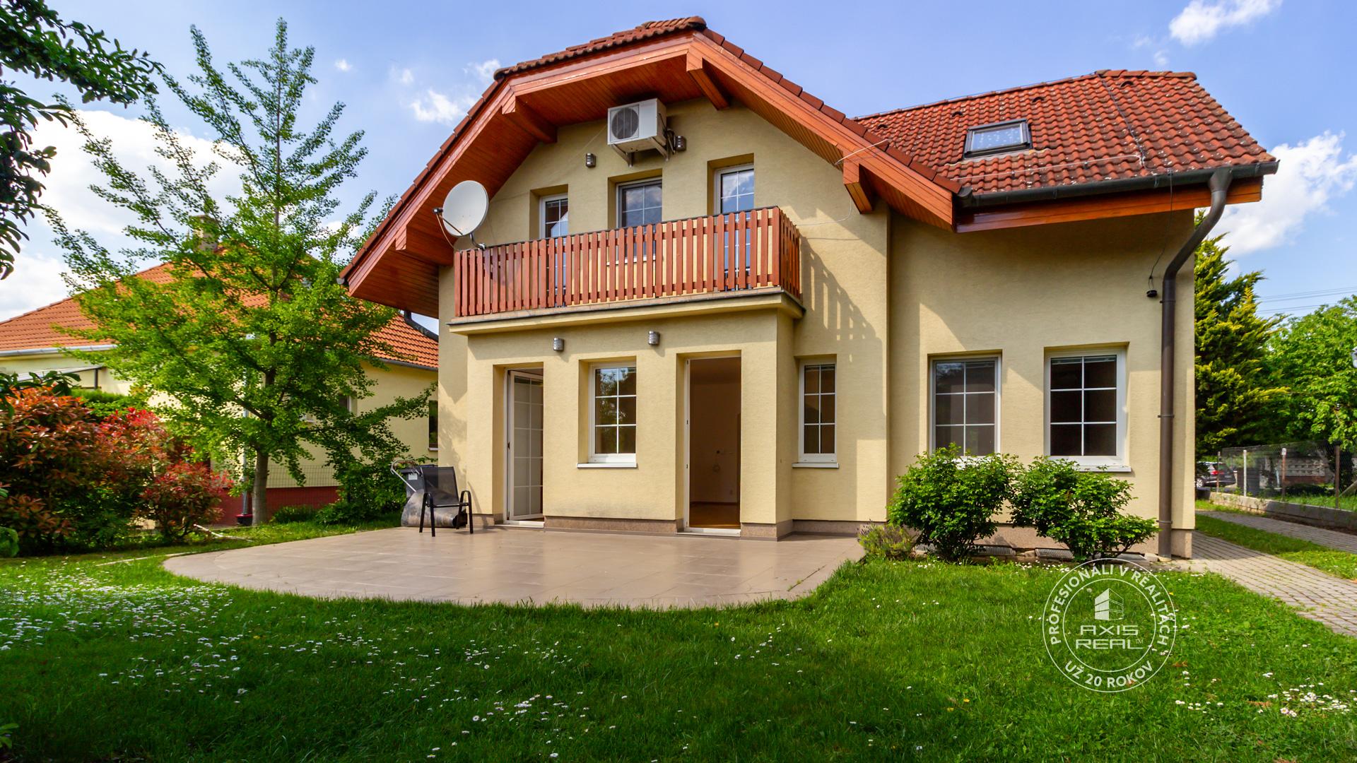  Jedinečný predaj dvoch domov Miloslavov, Alžbetin Dvor 