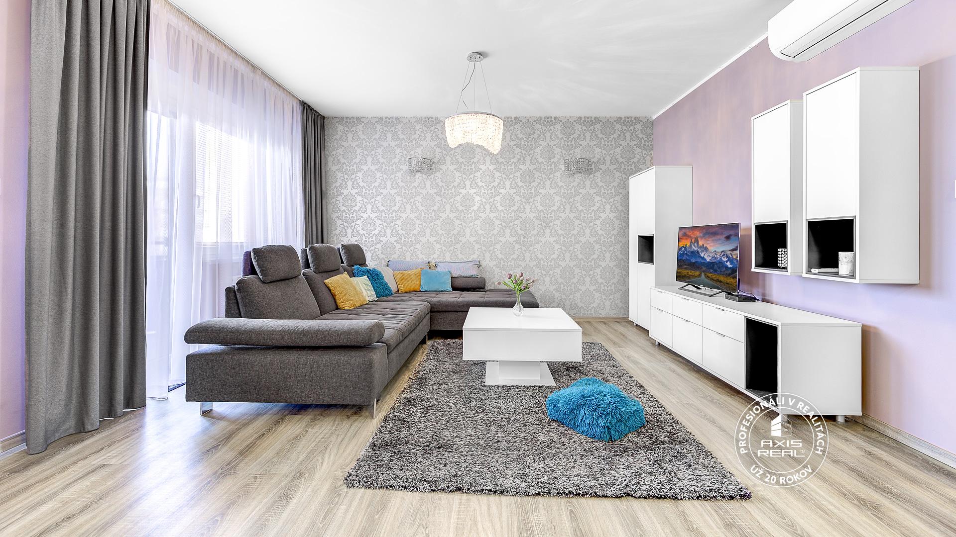  3-izbový byt, 2 x GARÁŽOVÉ STÁTIE, KLÍMA, 2x LODŽIA