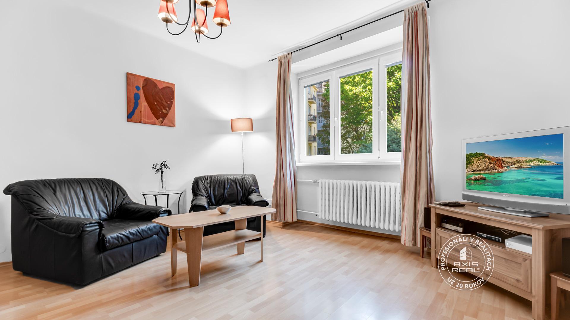  Pekný 2-izbový byt s LODŽIOU do TICHÉHO VNÚTROBLOKU