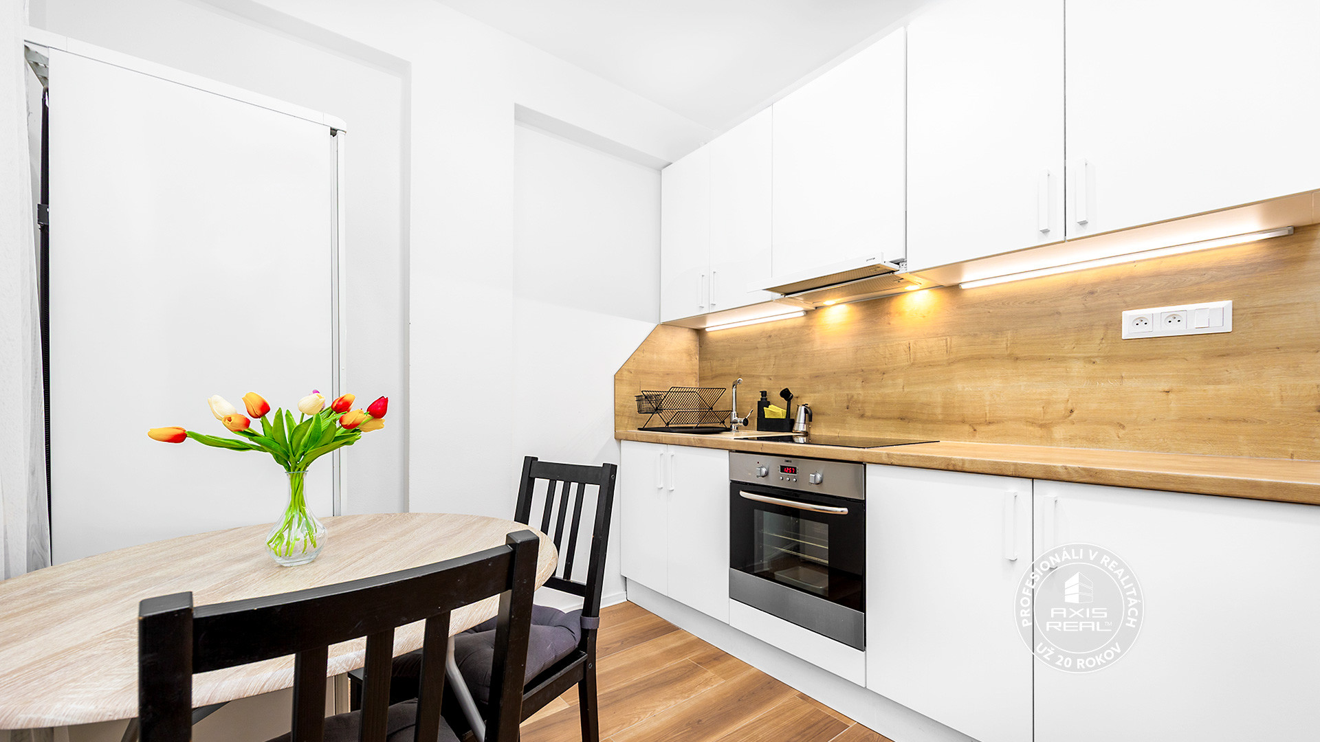  1-izbový byt s LODŽIOU, BA IV. Dúbravka, Chrobákova ul.