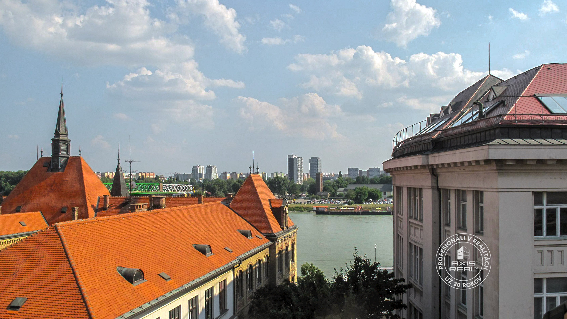 2-izb. byt, KRÁSNY VÝHĽAD, BA. Staré Mesto, Vajanského ul.