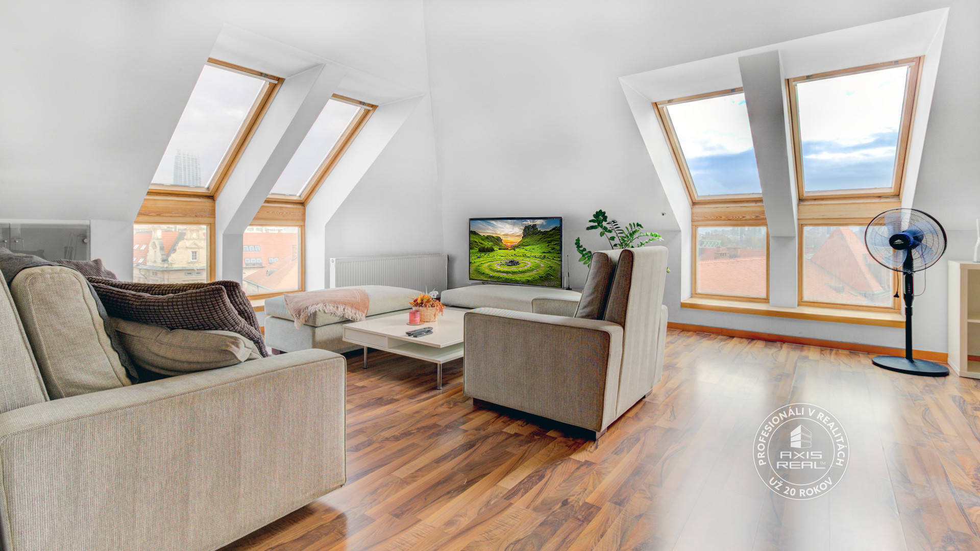 2-izb. byt, KRÁSNY VÝHĽAD, BA. Staré Mesto, Vajanského ul.