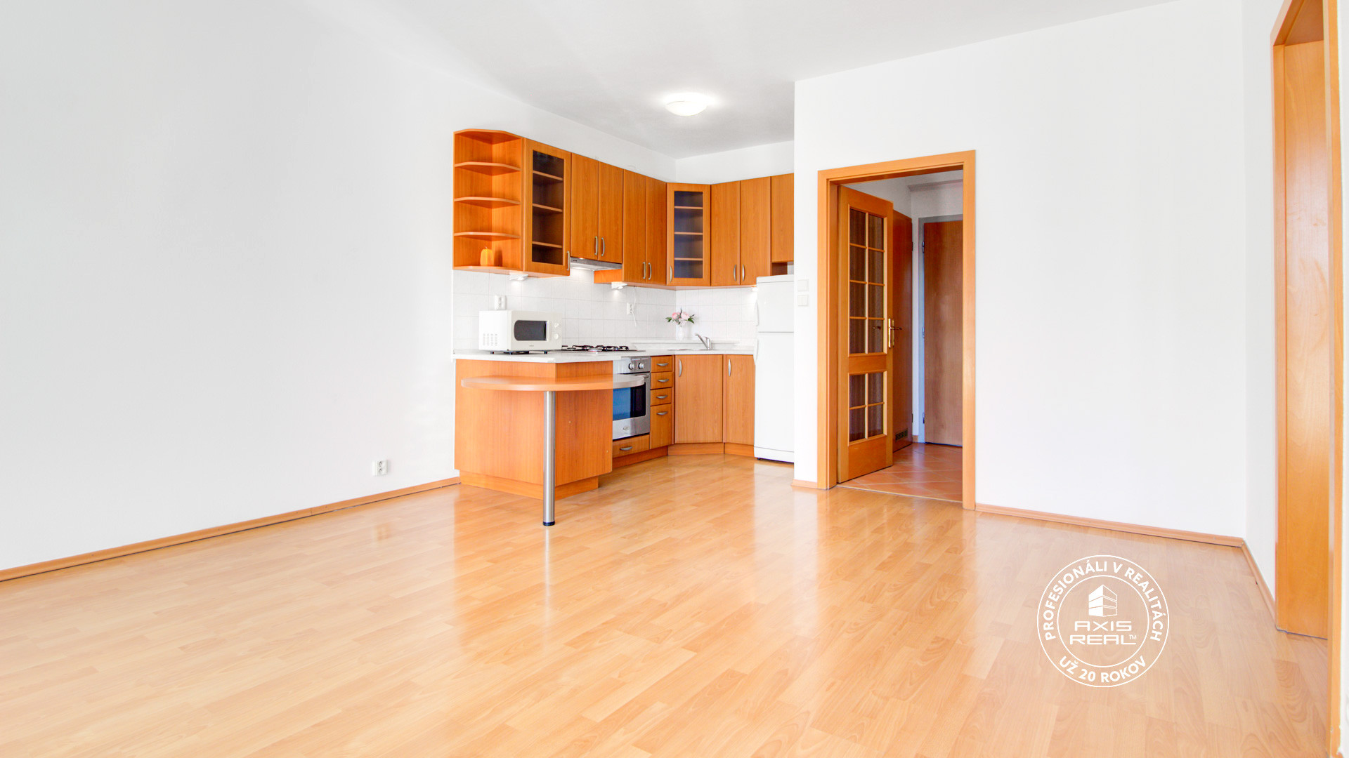  Pekný 2-izbový byt (54 m2) s BALKÓNOM v NOVOSTAVBE