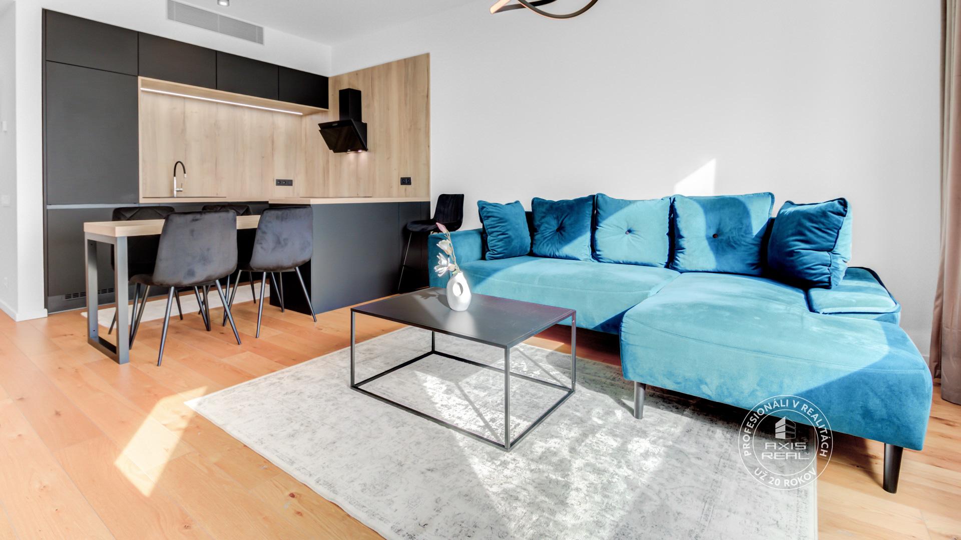  SKY PARK 2-izbový zariadený byt, KLÍMA, LODŽIA, PARKING