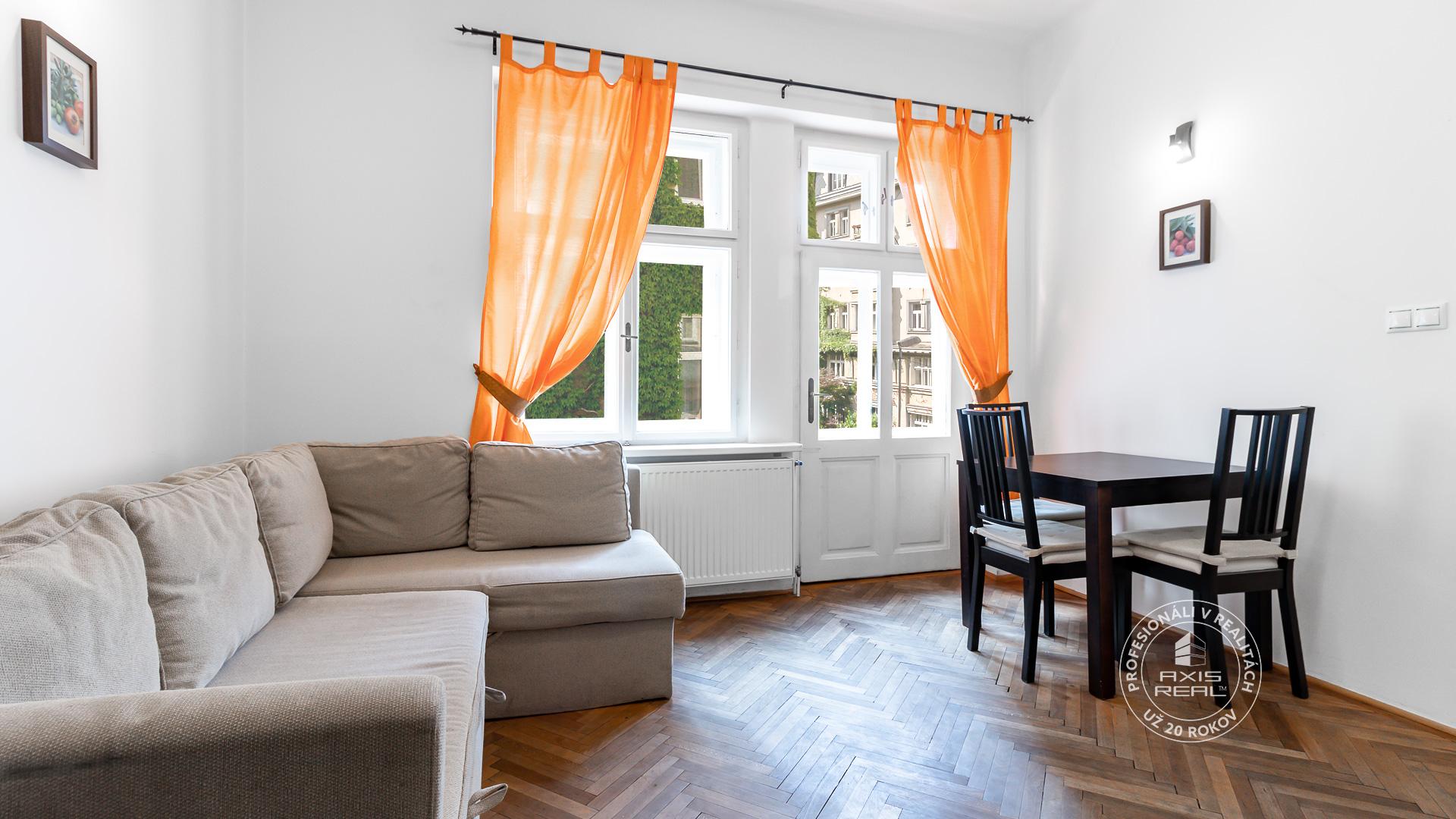  Pekný 2-izbový byt s BALKÓNOM, BA I., Grösslingová ulica