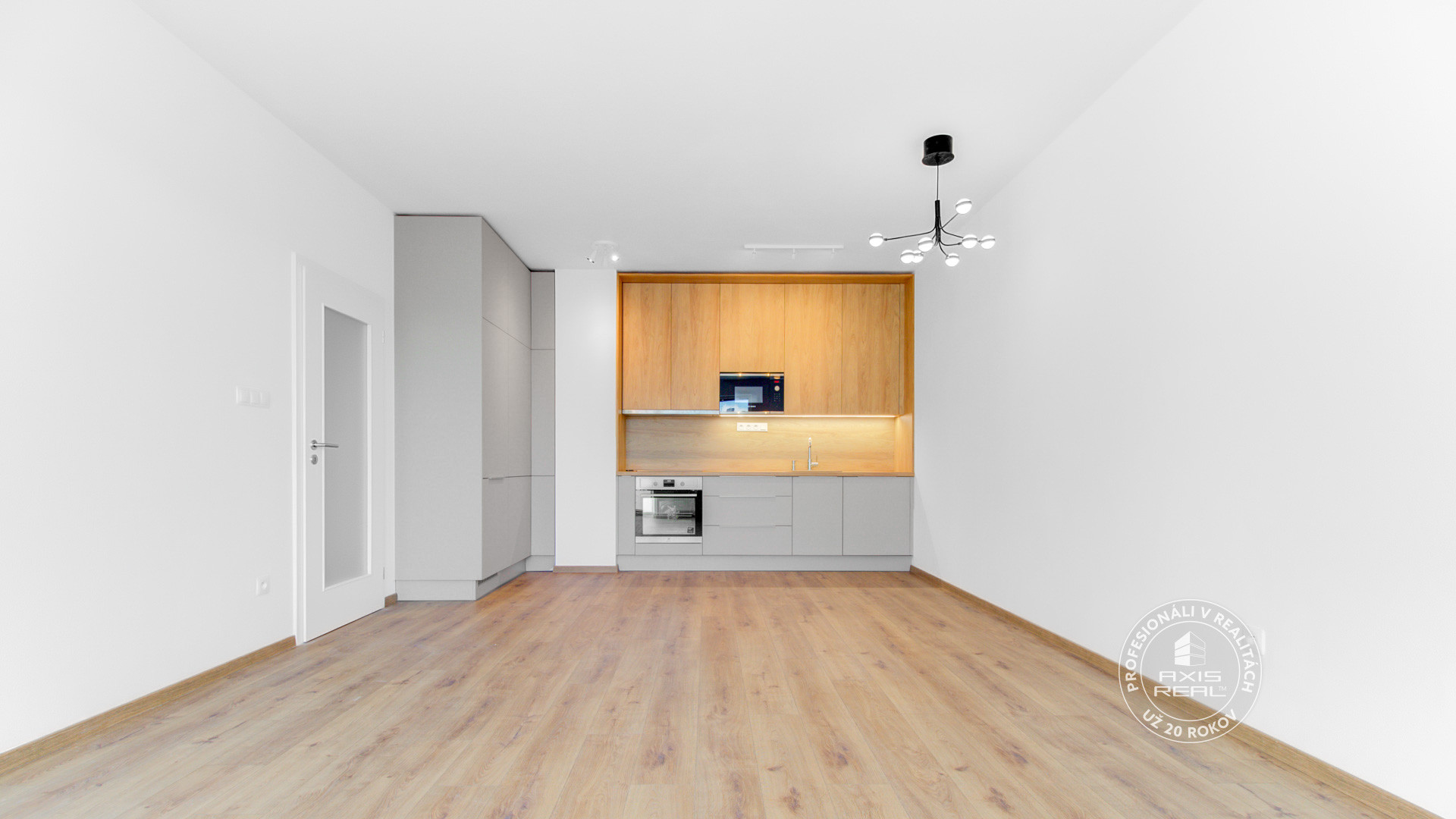   One bedroom apartment, FURNISHED, BALCONY,  PARKING