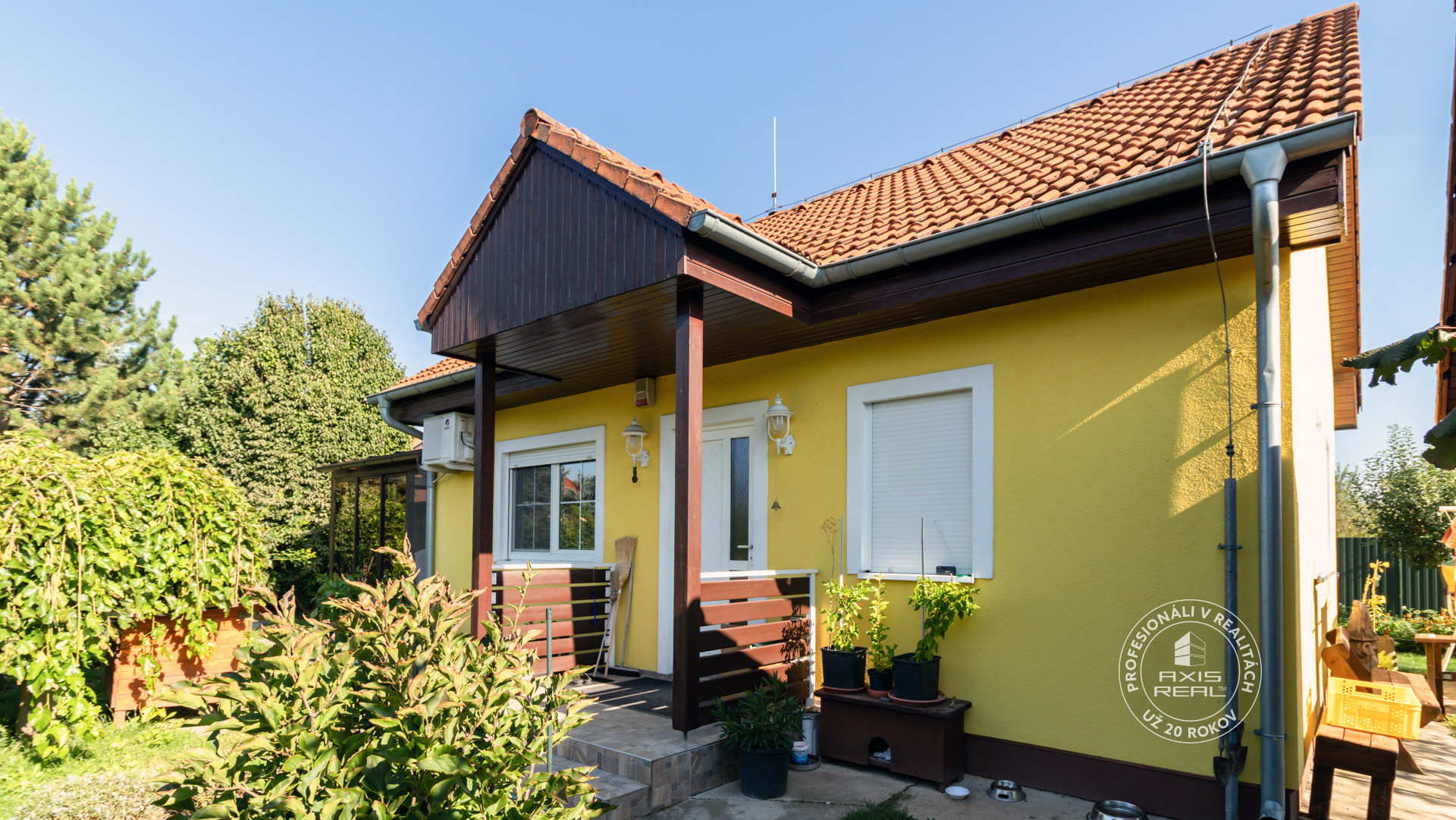  4-izbový DREVODOM, pozemok 1640 m2, Senec, Hrubý Šúr