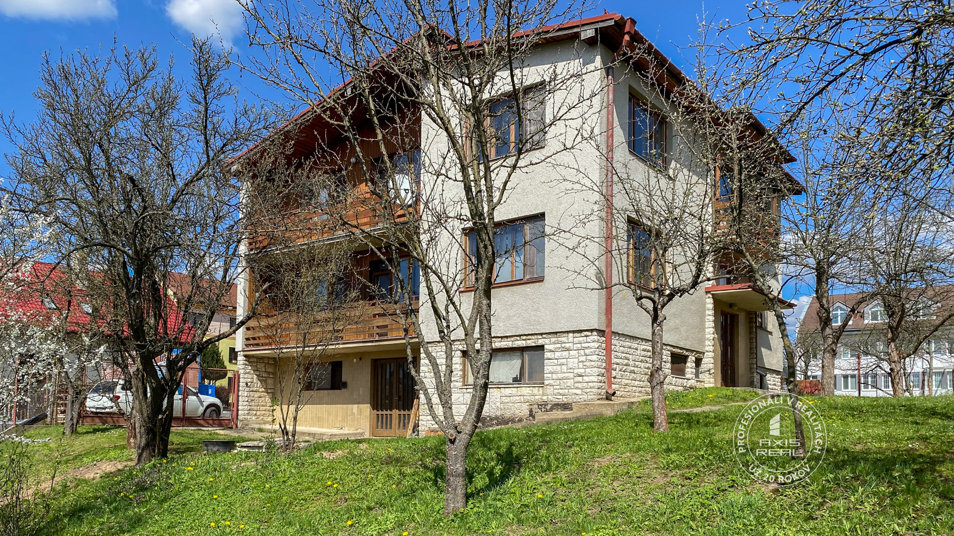  Dvojgeneračný rodinný dom, centrum mesta Stará Ľubovňa