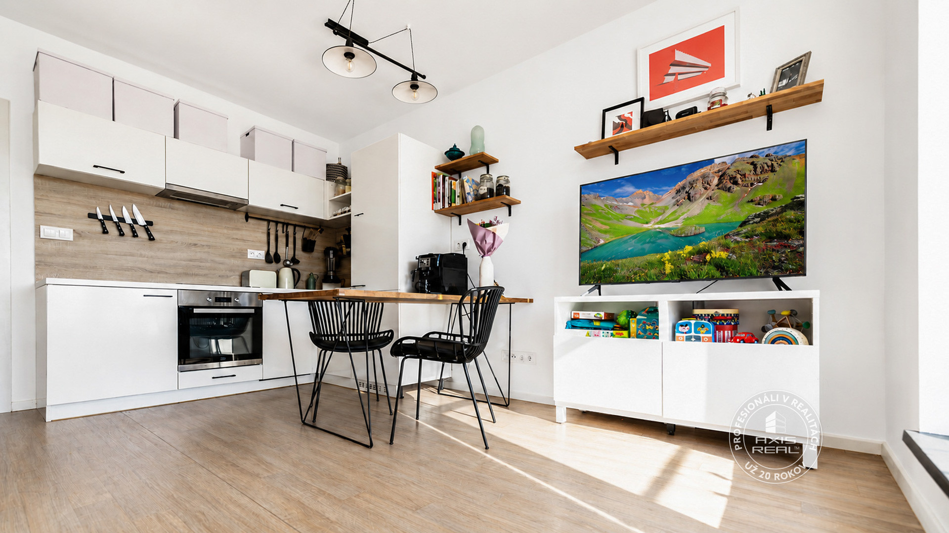  Miletičova 60 | 2 lodžie, šatník, klíma, výhľad na hrad