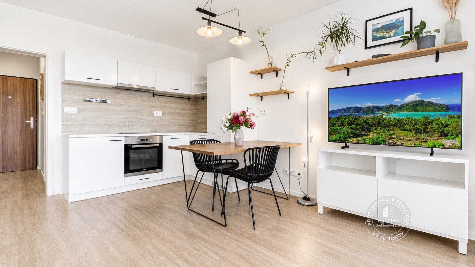  Miletičova 60 | 2 lodžie, šatník, klíma, výhľad downtown