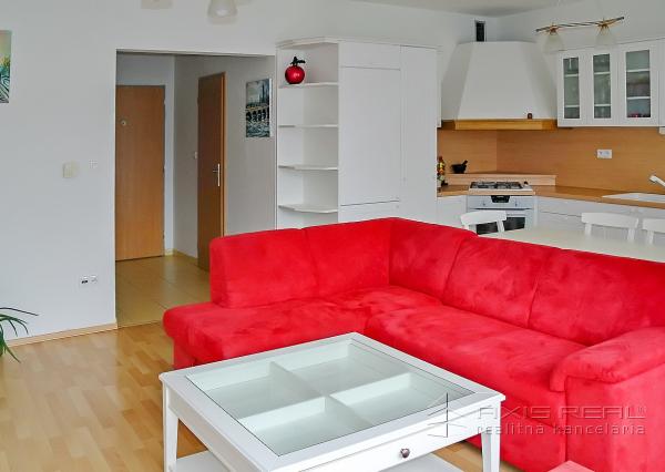 1-bedroom apartment with parking, Bratislava III., Uhrova street