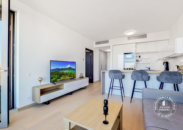 1-bedroom apartment with loggia in Sky Park with PARKING and CELLAR