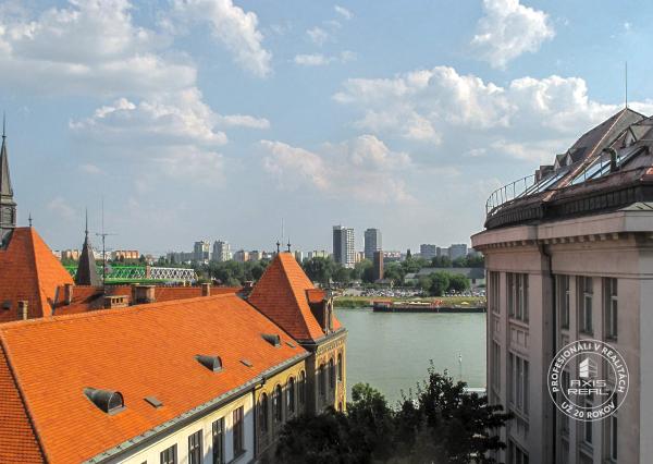 2-izb. byt, KRÁSNY VÝHĽAD, BA. Staré Mesto, Vajanského ul.