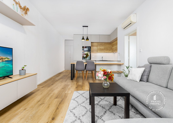  TOP lokalita na začiatku Petržalky, DVE VEŽE, Bosákova ul.