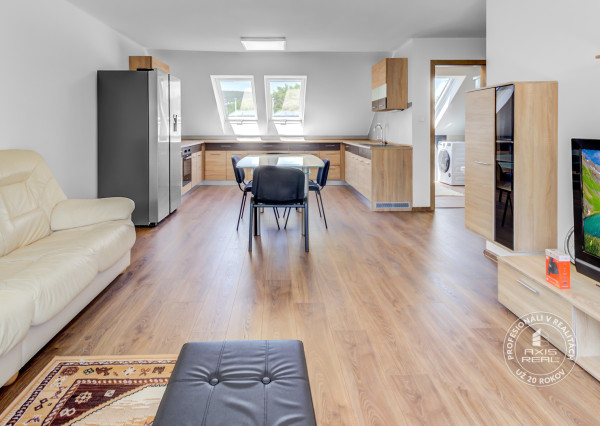  2-izb. byt v RD, TERASA BA. III. N. Mesto, Gavlovičova ul.