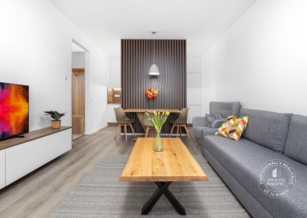  2-izbový byt s LODŽIOU, PARKOVANÍM A KOMUNITNOU TERASOU