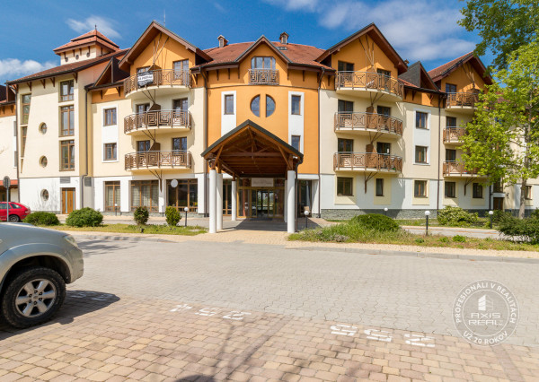  ZARIADENÁ garsónka na brehu jazera Draždiak s parkovaním