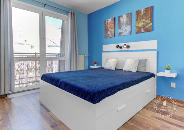  Pekný 2-izbový byt s DVOMI BALKÓNMI a KLIMATIZÁCIOU