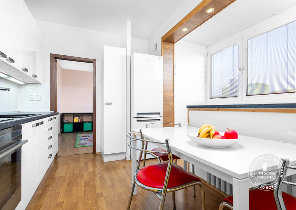   3-izbový byt, BA IV. Dúbravka, ulica Pri kríži