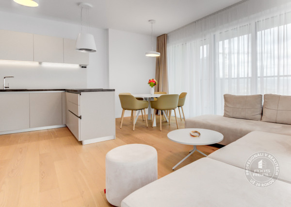   Nový 3-izbový byt s KLIMATIZÁCIOU, BALKÓNOM a PARKOVANÍM